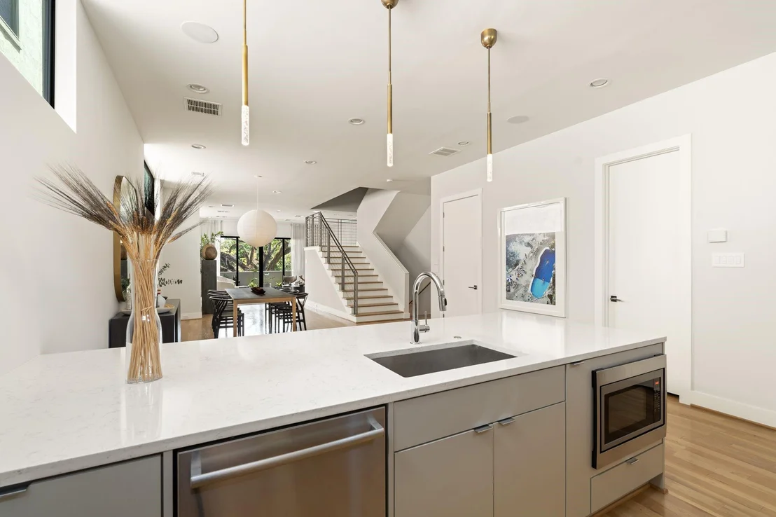 Photo of 2622 Greenbriar Drive