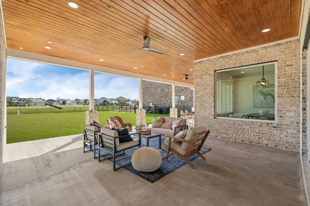 Photo of 11585 Grandview Drive