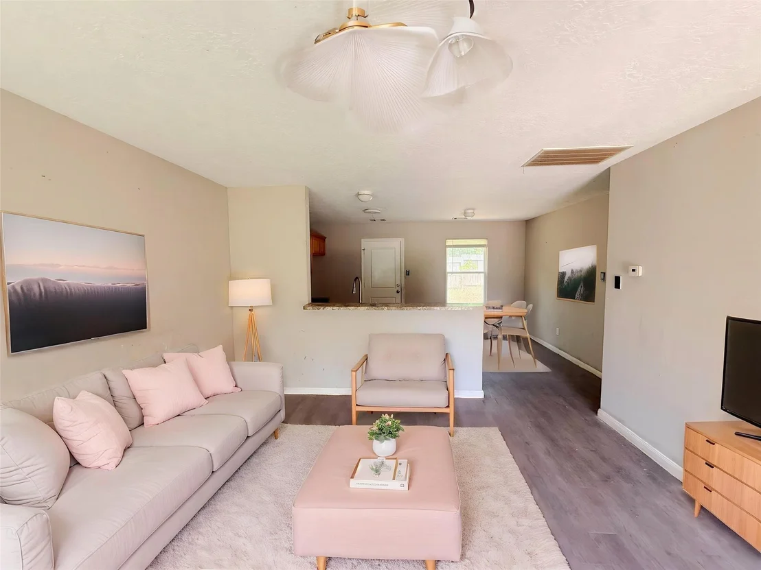 Photo of 15028 Austin Road
