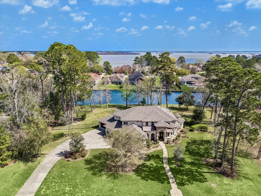 Photo of 21010 Kings River Point Drive