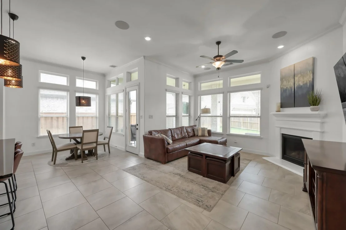 Photo of 4206 Grand Oaks Wind