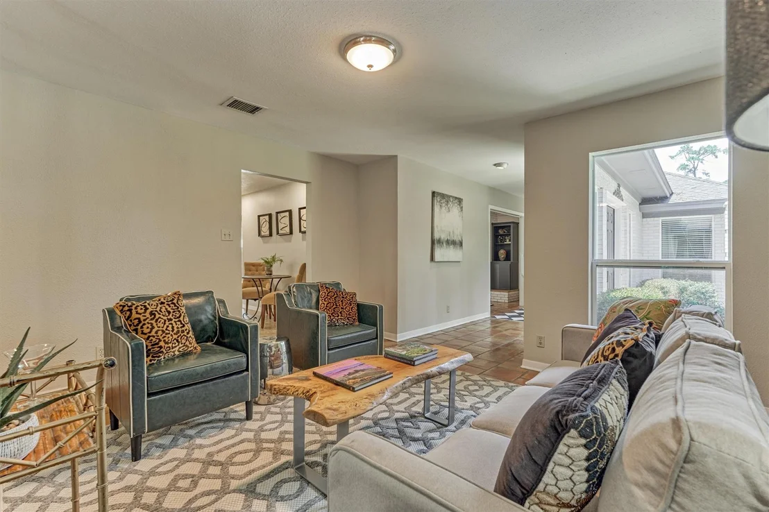 Photo of 6326 Craigway Road