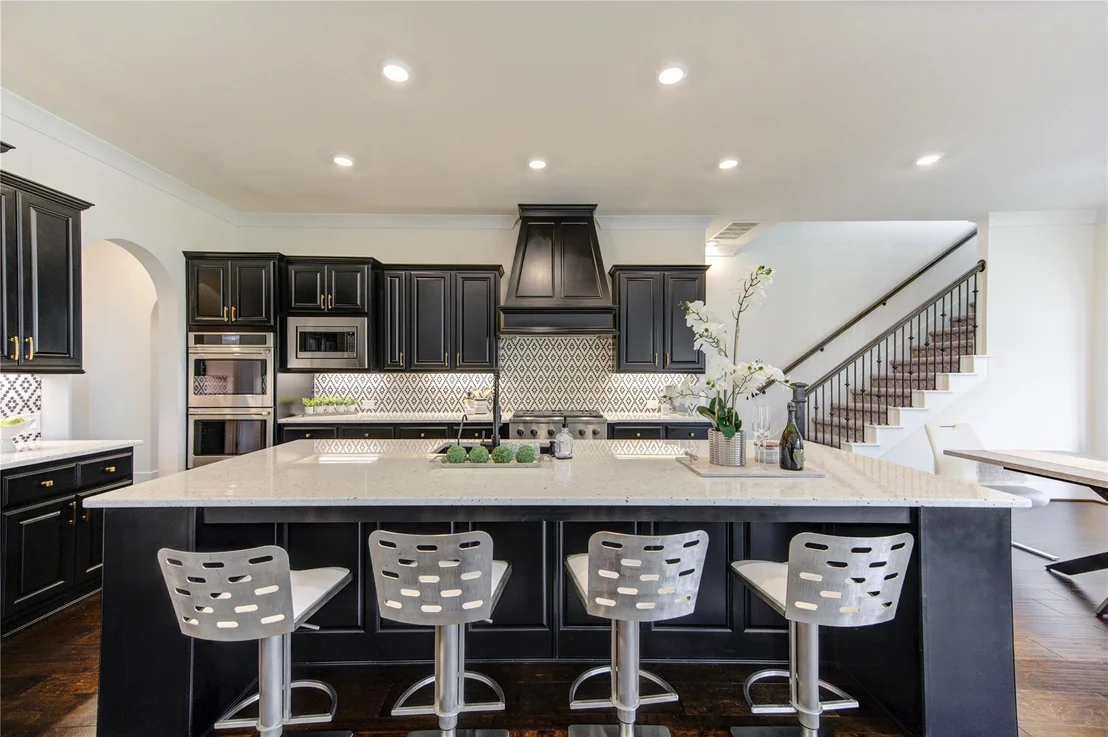 Photo of 21339 Crescent Winged Drive