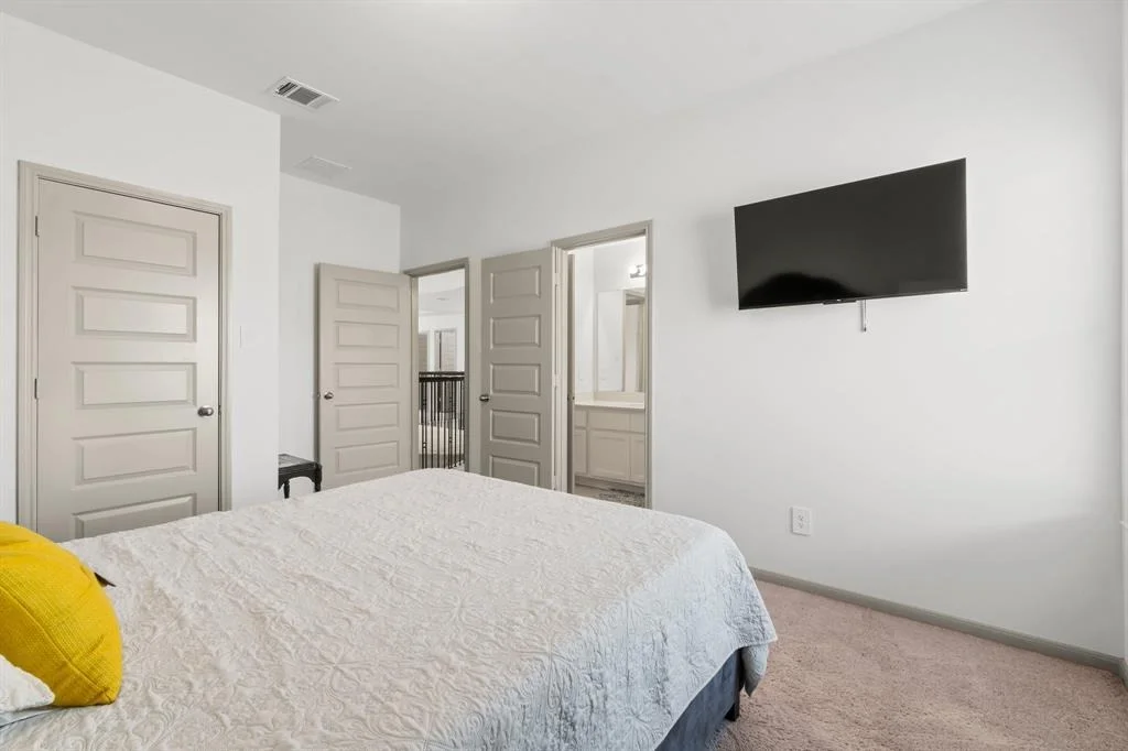Photo of 619 Cibolo Creek