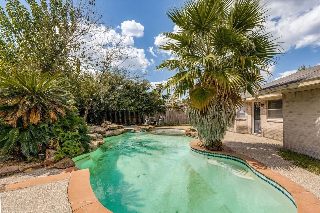 Photo of 7023 Sandswept Lane