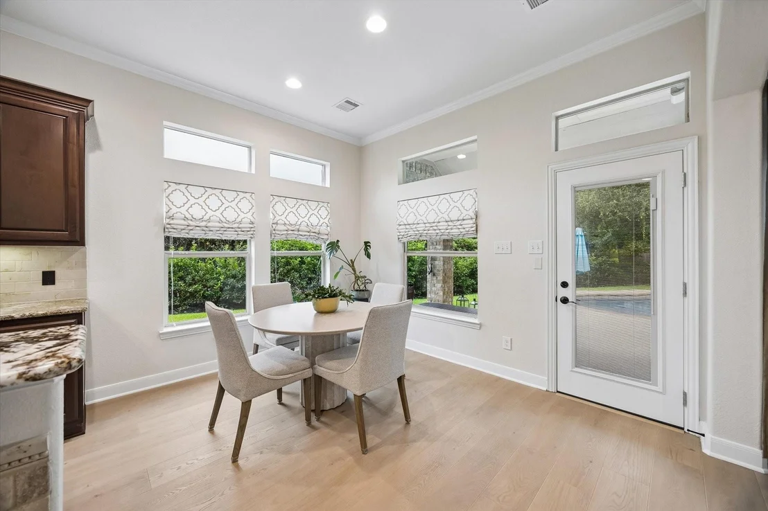 Photo of 18 Blue Bungalow Drive
