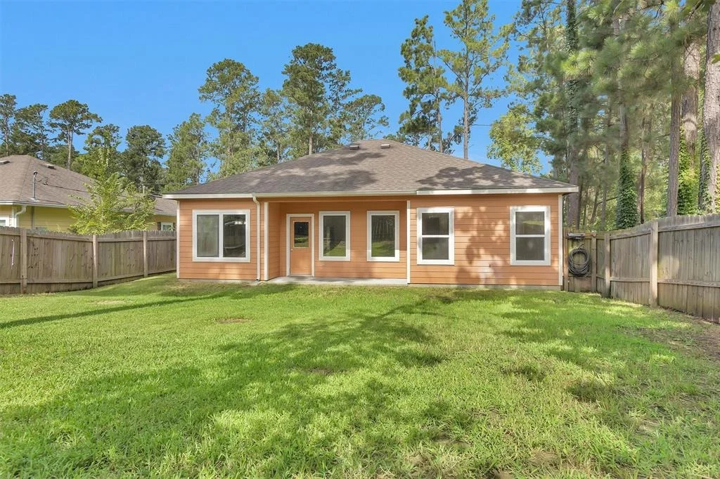 Photo of 15704 Sycamore Drive
