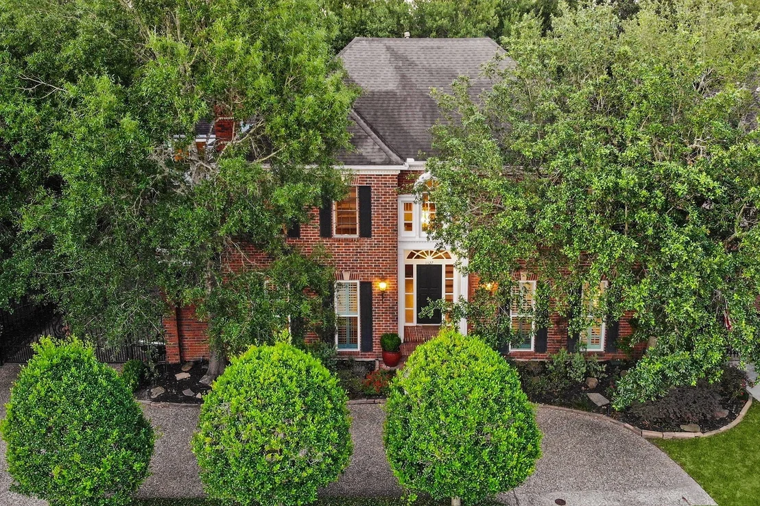 Photo of 1127 Lashbrook Drive