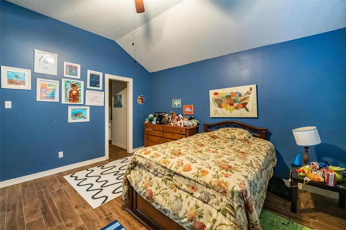 Photo of 8002 Royal Crest Court