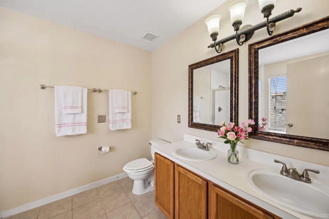 Photo of 527 Cypresswood Knoll