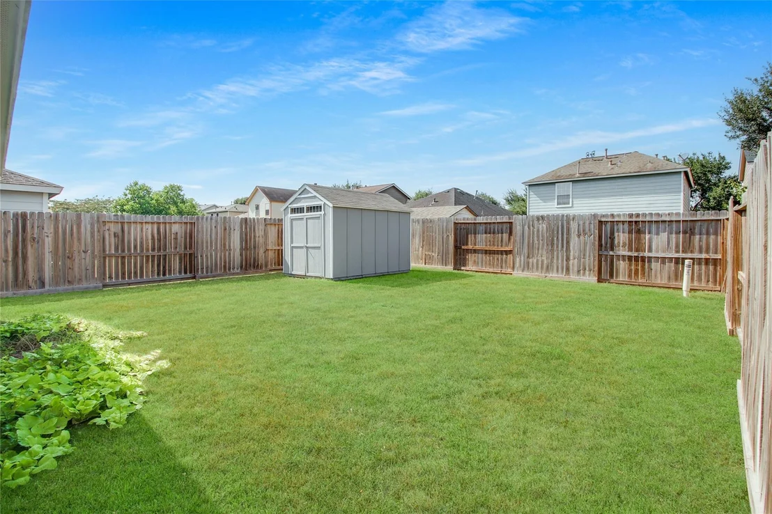 Photo of 11346 Log Cabin Lane