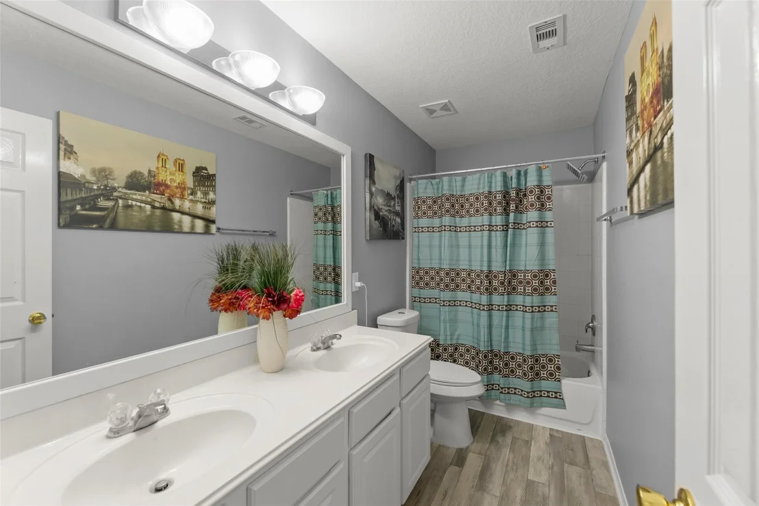 Photo of 4811 Redwing Brook Trail