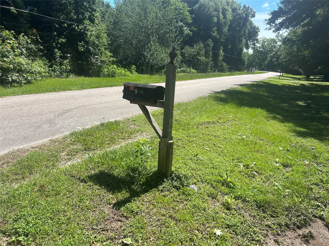 Photo of 938 County Road 4700