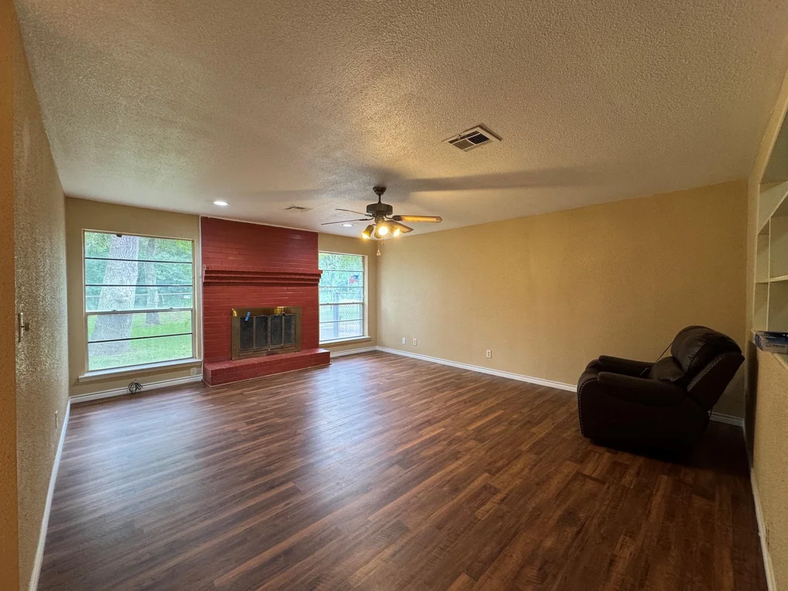 Photo of 1609 Forrest Drive