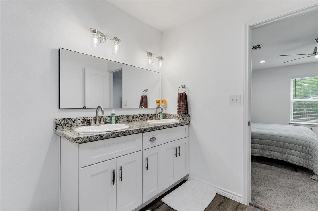 Photo of 14986 Indian Hill Trail
