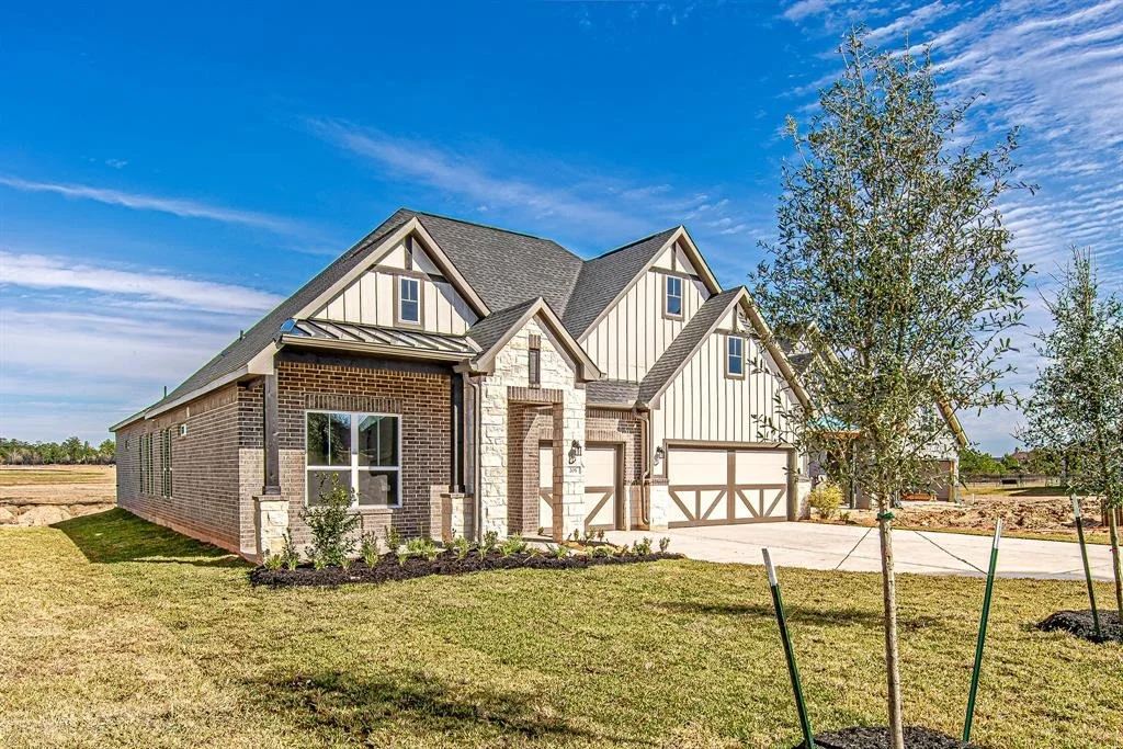 Photo of 205 Peninsula Point Drive