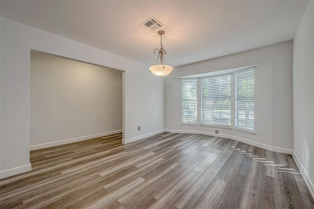 Photo of 5914 Dawnridge Drive