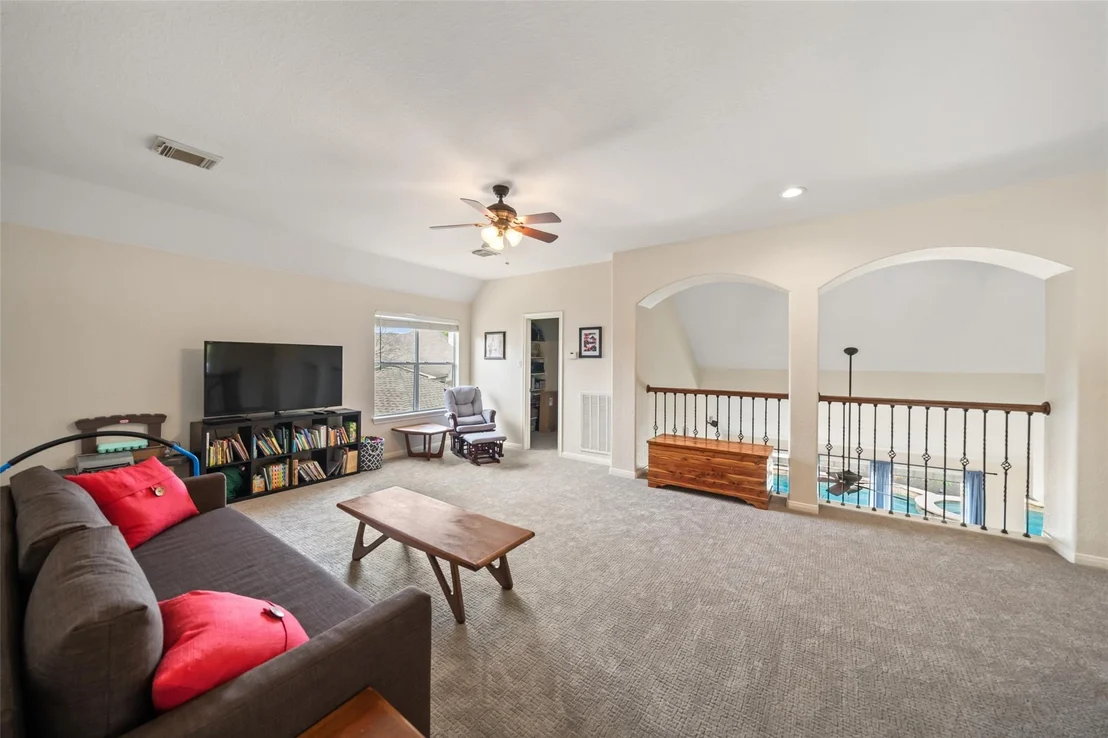 Photo of 6010 Foxland Court
