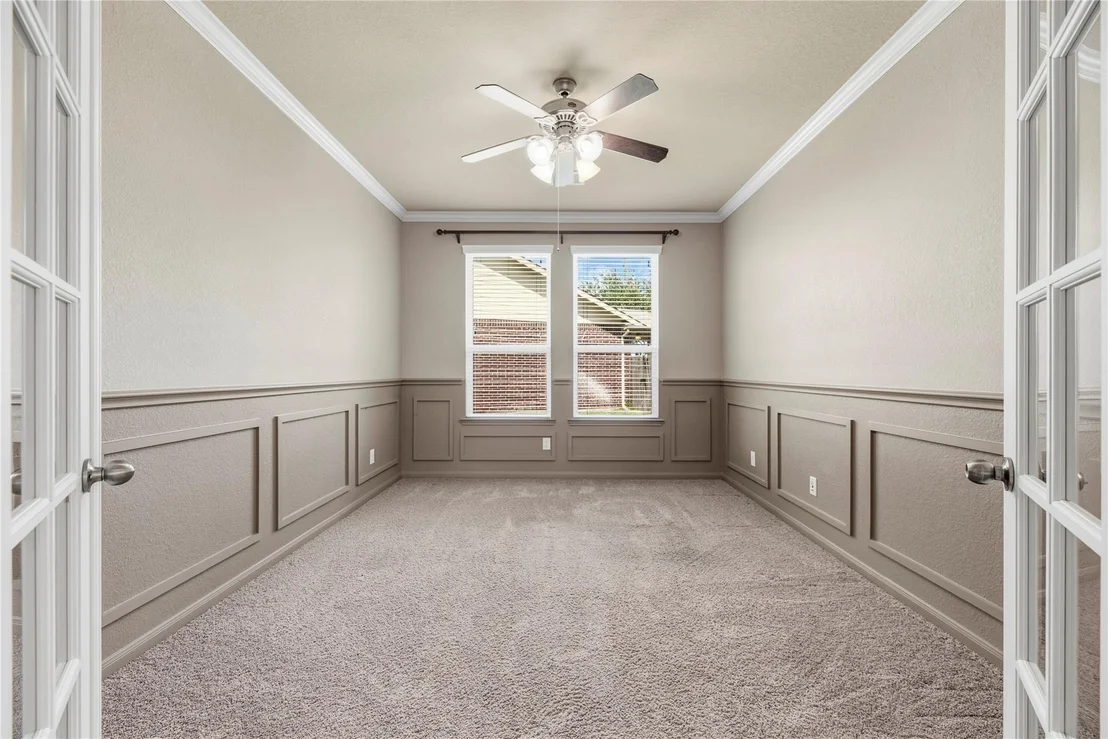 Photo of 9997 Willow Falls Lane