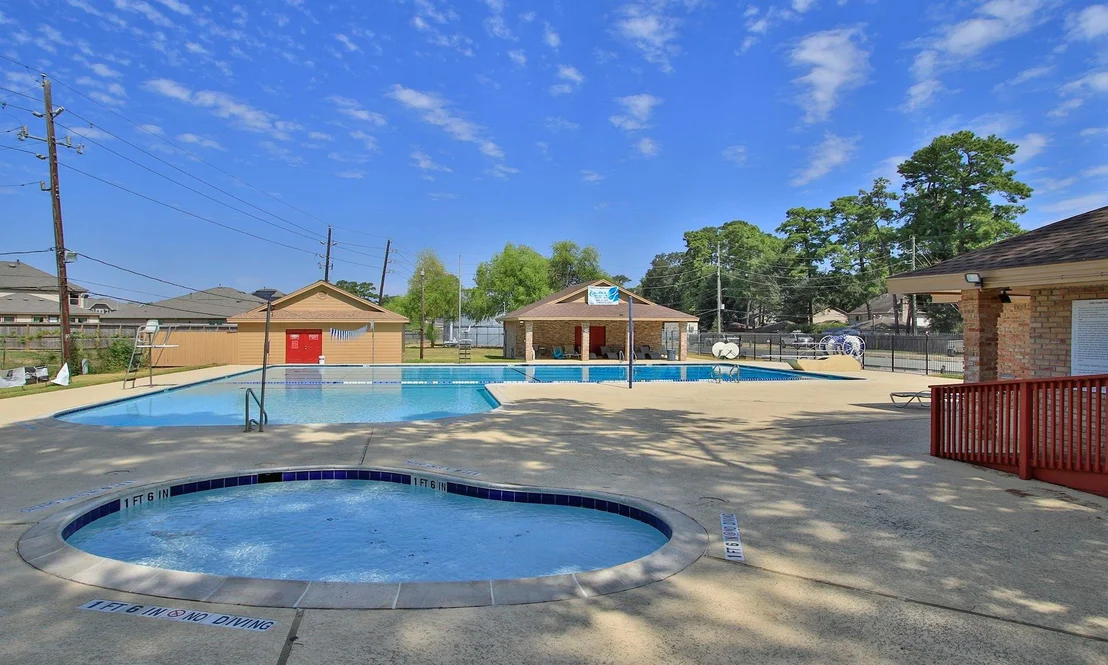 Photo of 15418 Falling Creek Drive