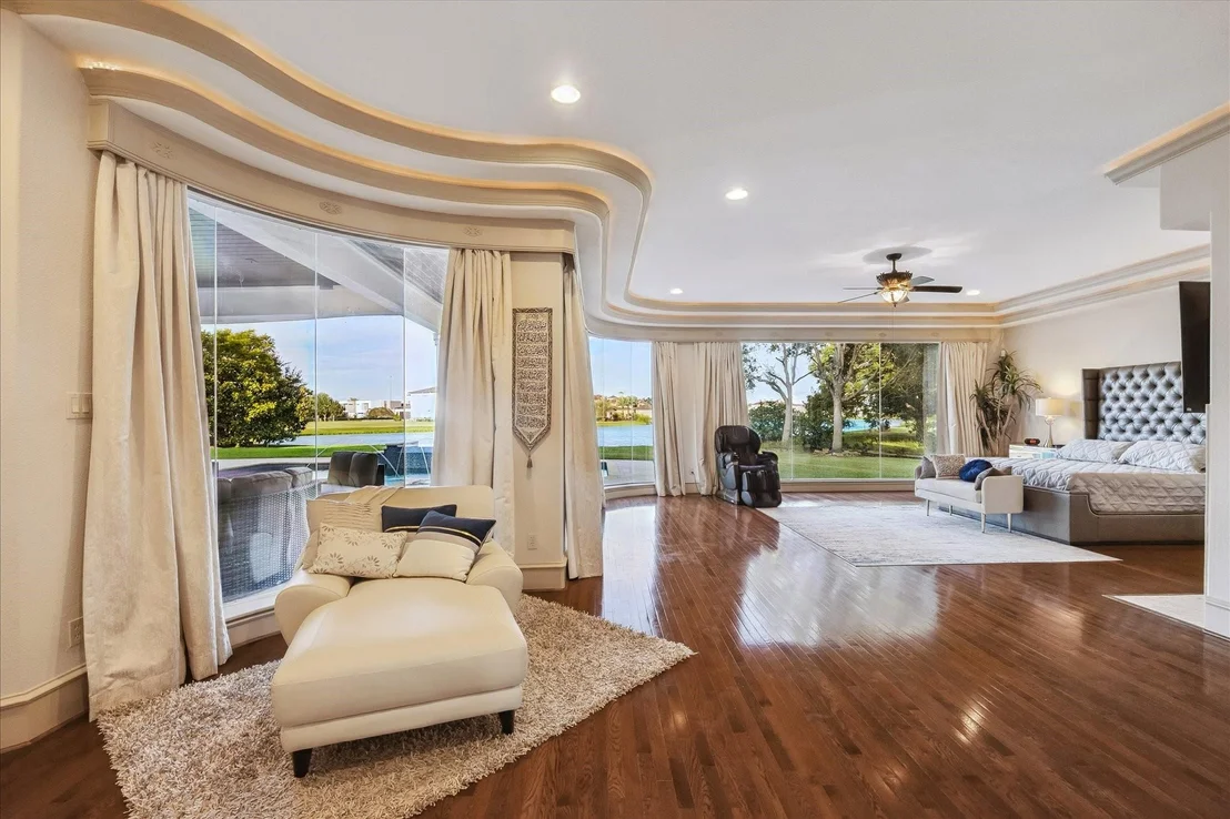Photo of 18 Sovereign Circle