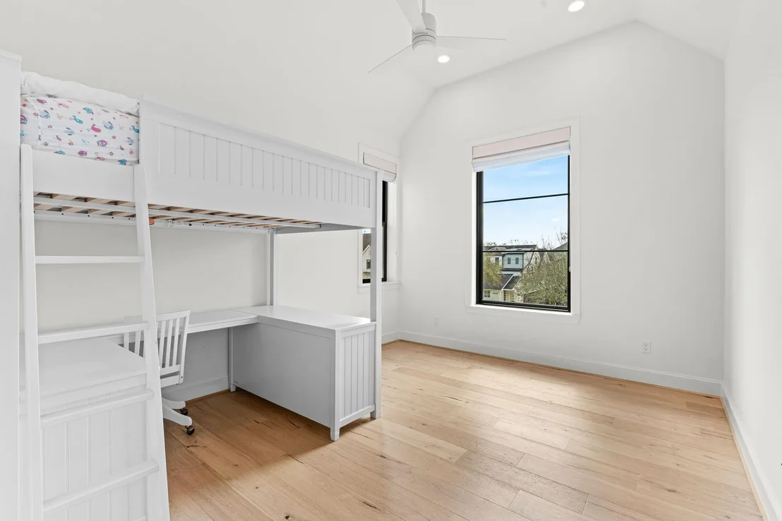 Photo of 3620 Blue Bonnet Boulevard