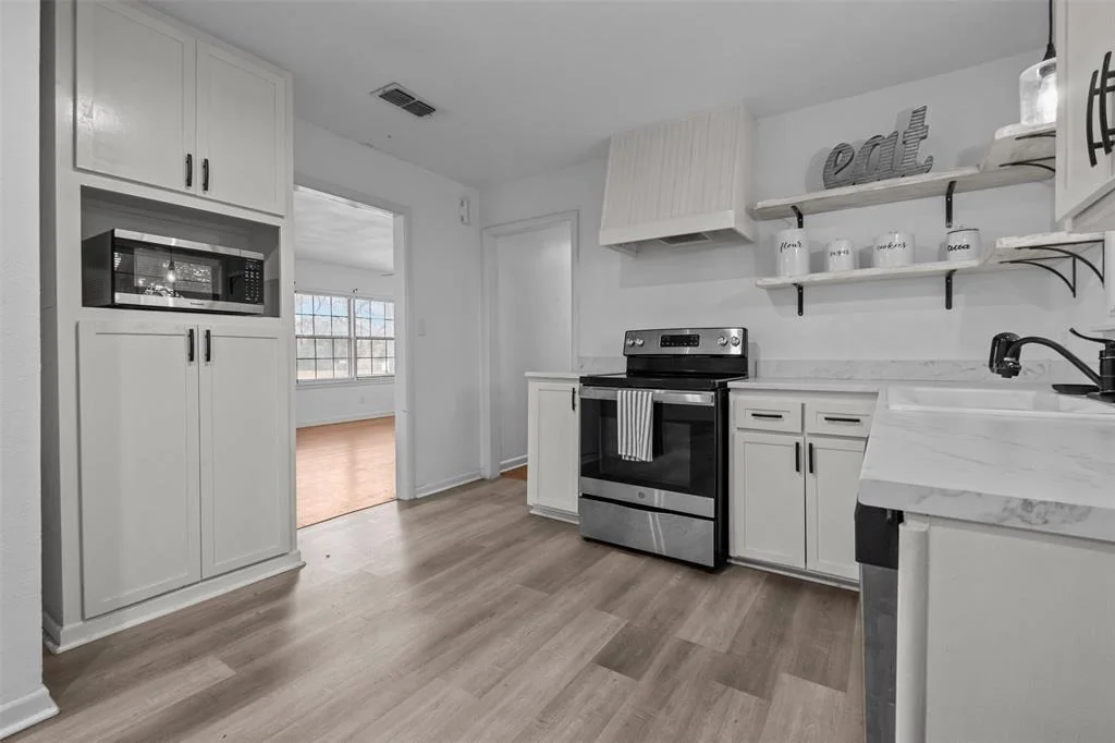Photo of 108 Romallen Drive