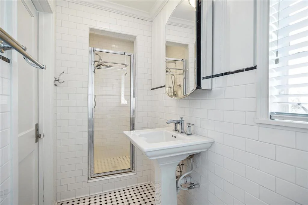 Photo of 2256 Dryden Road