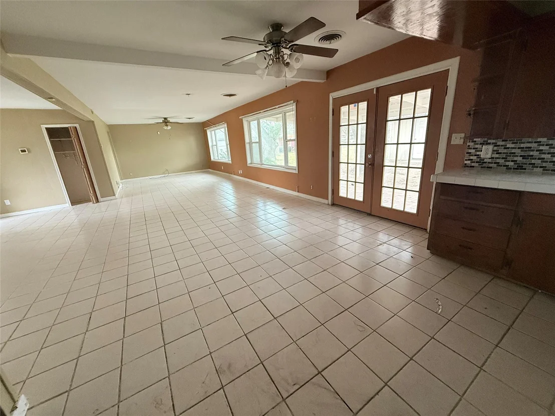 Photo of 4100 Mockingbird Lane