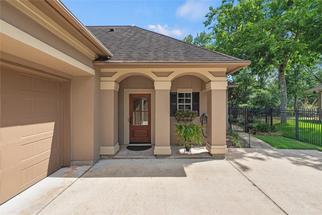 Photo of 22815 Parkwalk Lane