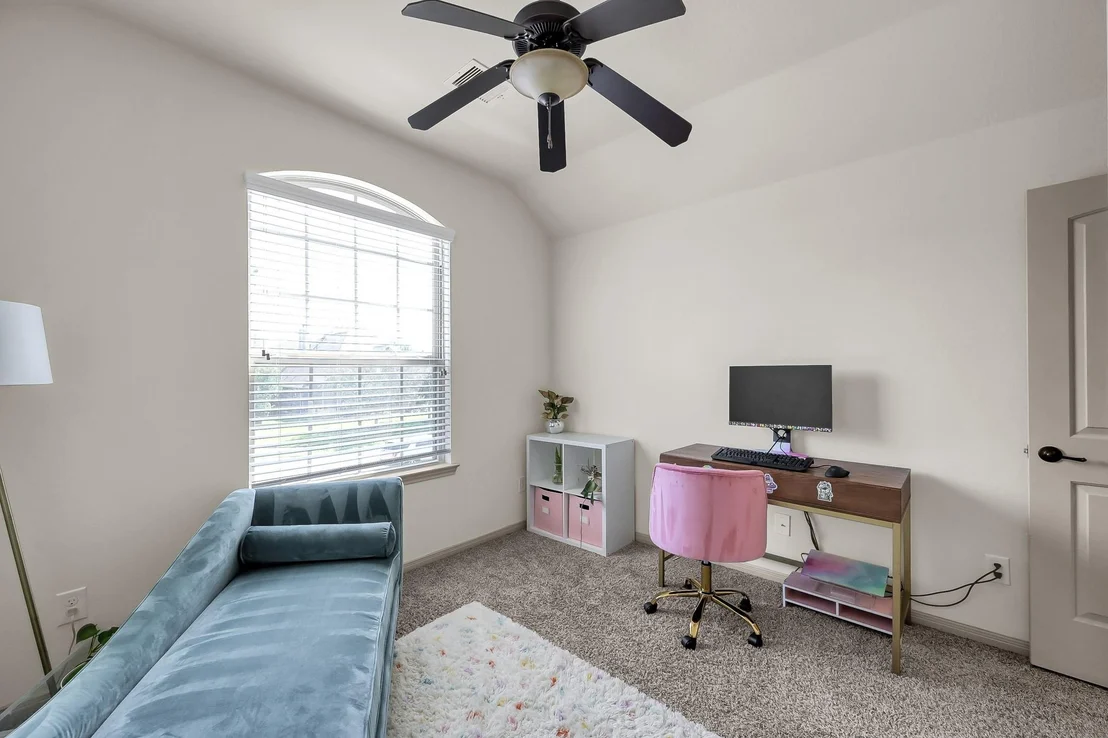 Photo of 19423 Sanctuary Robin Lane