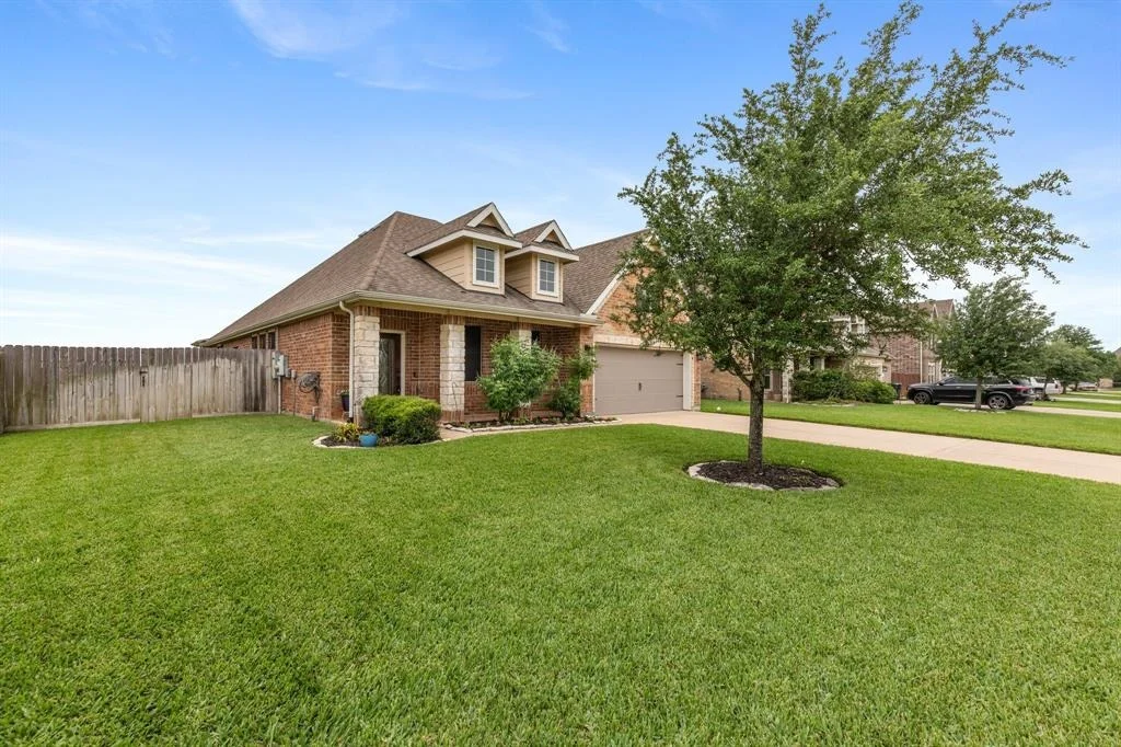 Photo of 9703 Wincrest Drive