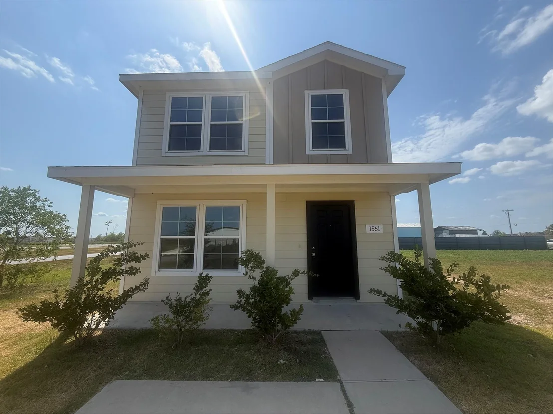 Photo of 1561 Road 5708