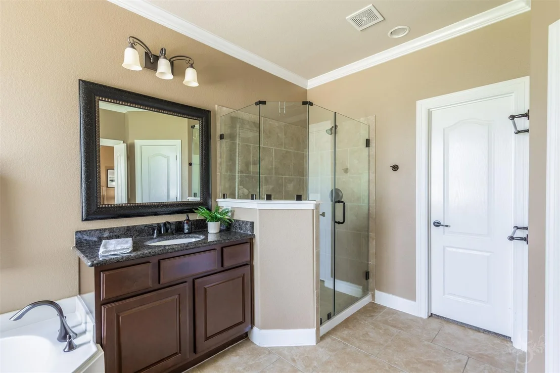 Photo of 28003 Nobbe Hollow Drive