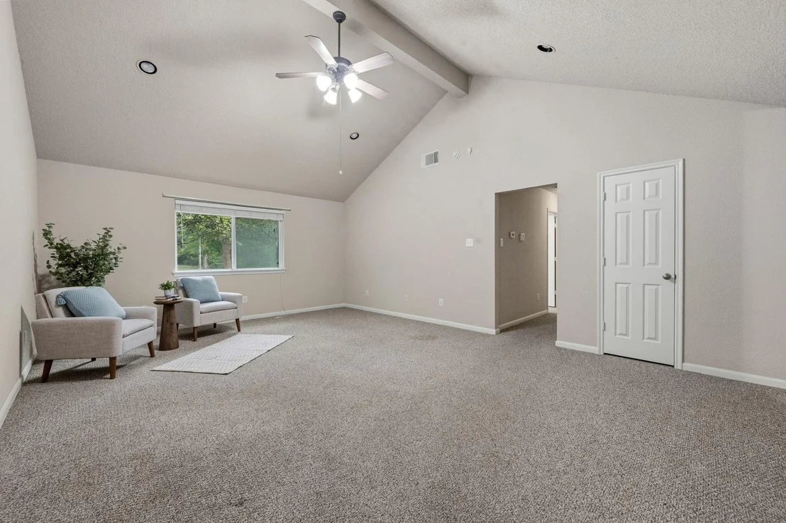 Photo of 27974 Southland Drive