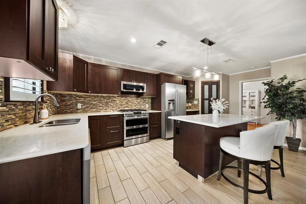 Photo of 5319 Saxon Drive