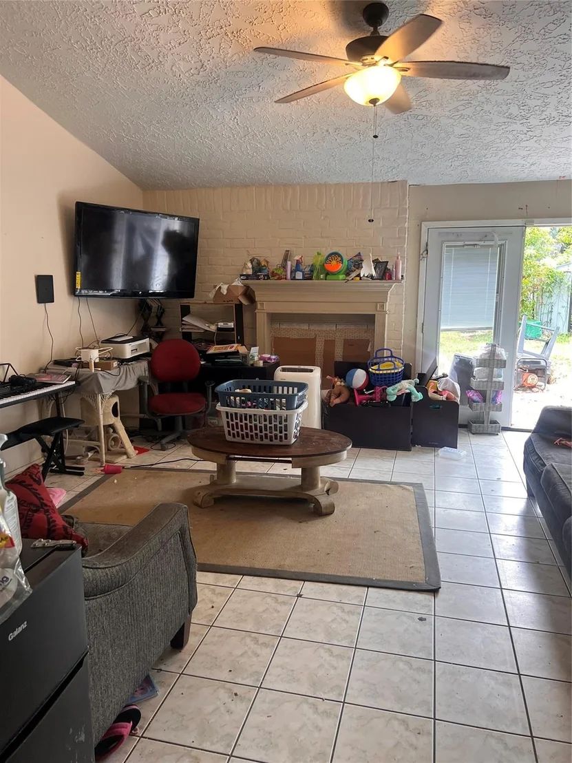 Photo of 5222 Moonshadows Drive