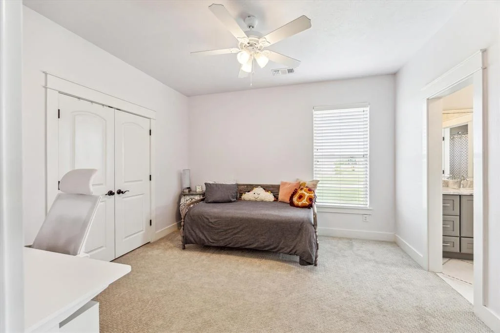 Photo of 593 Ruby Drive