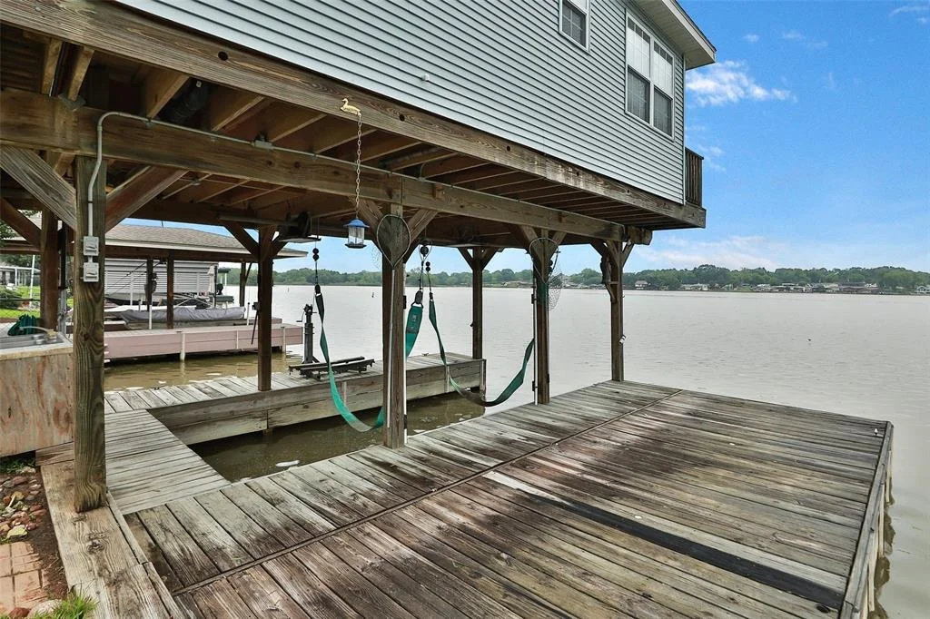 Photo of 12848 Point Drive