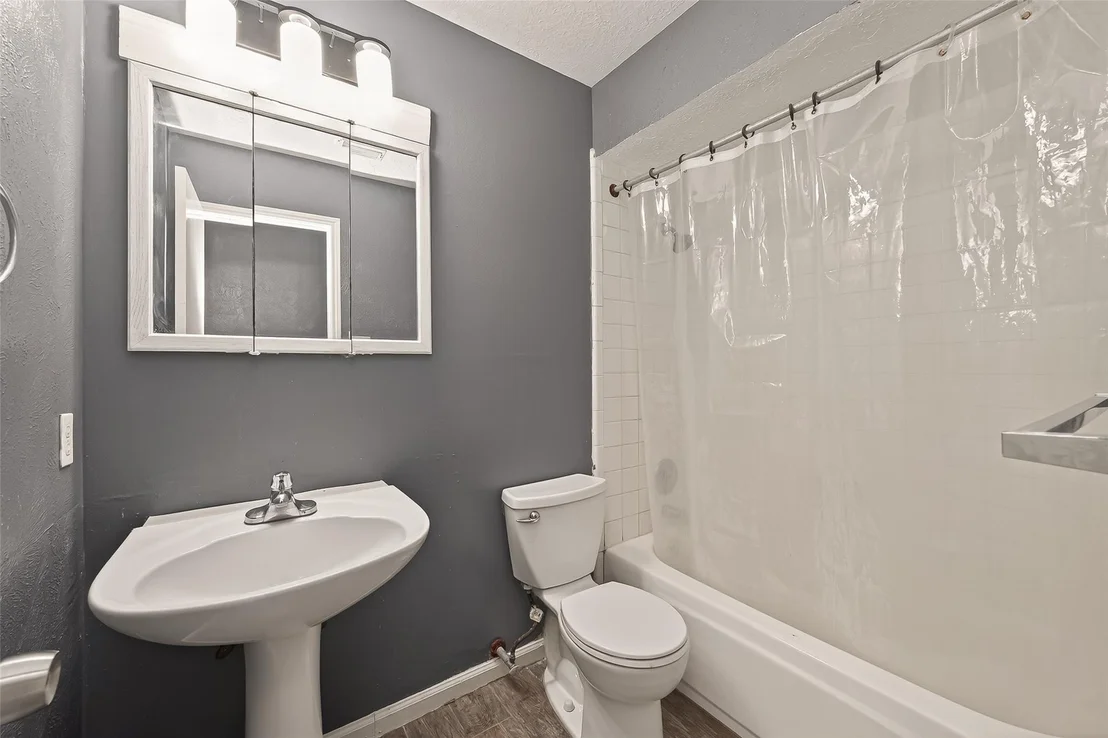 Photo of 16643 Seawolf Drive