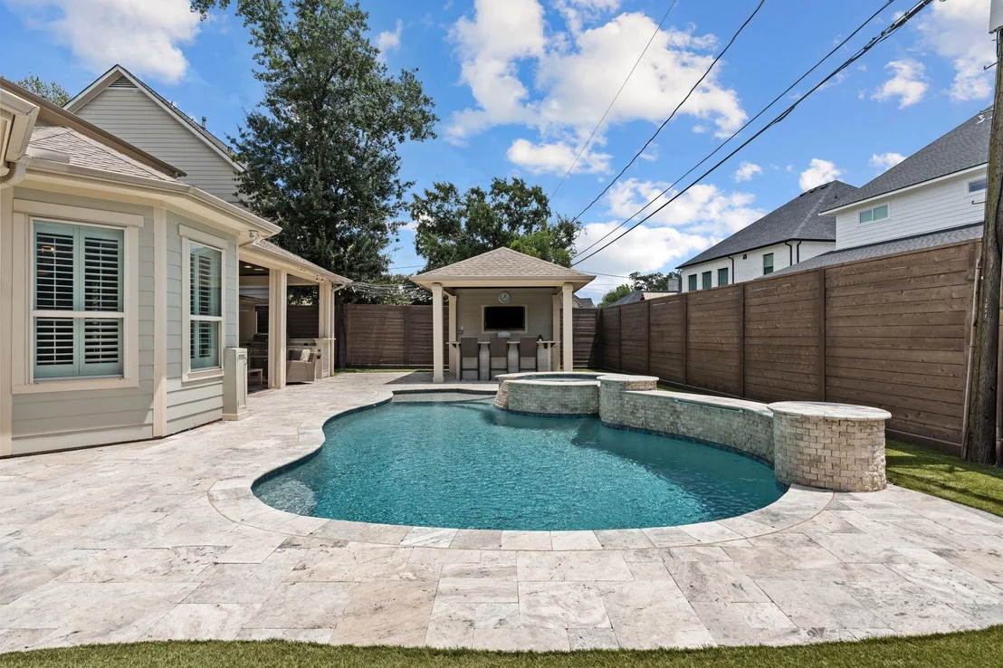 Photo of 1217 Chippendale Road