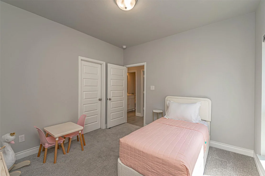 Photo of 546 Cedar Harbor Court