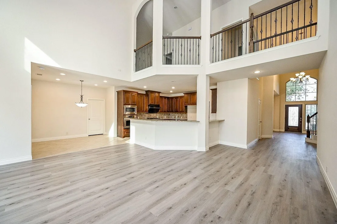 Photo of 28651 Pleasant Forest Drive