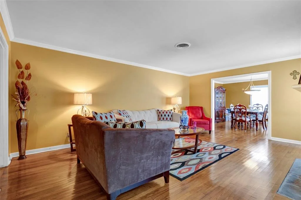 Photo of 6454 Pinehurst Drive