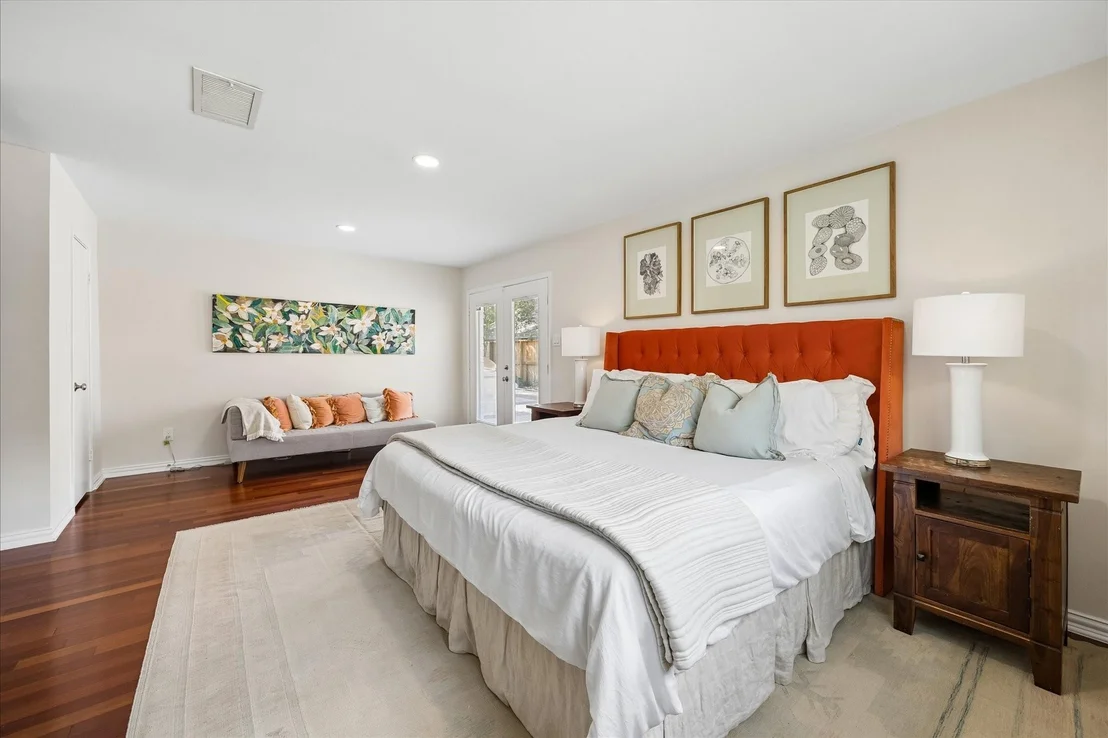 Photo of 1715 Briarpark Drive