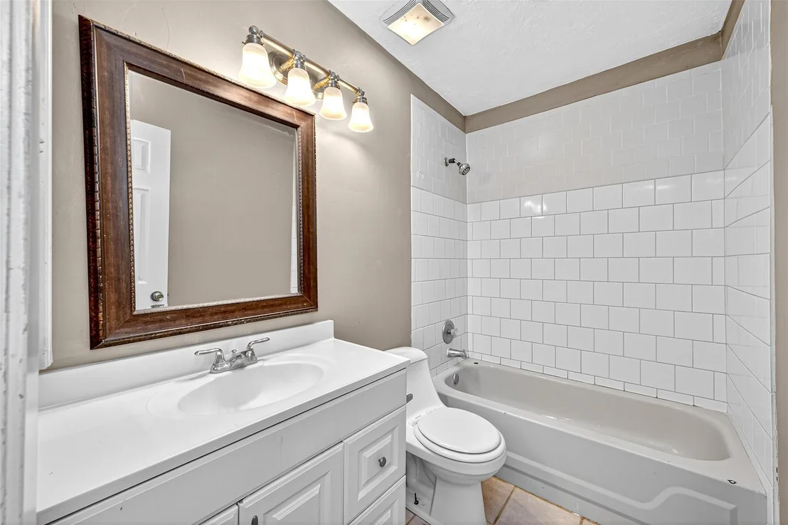 Photo of 6935 Foxbrook Drive