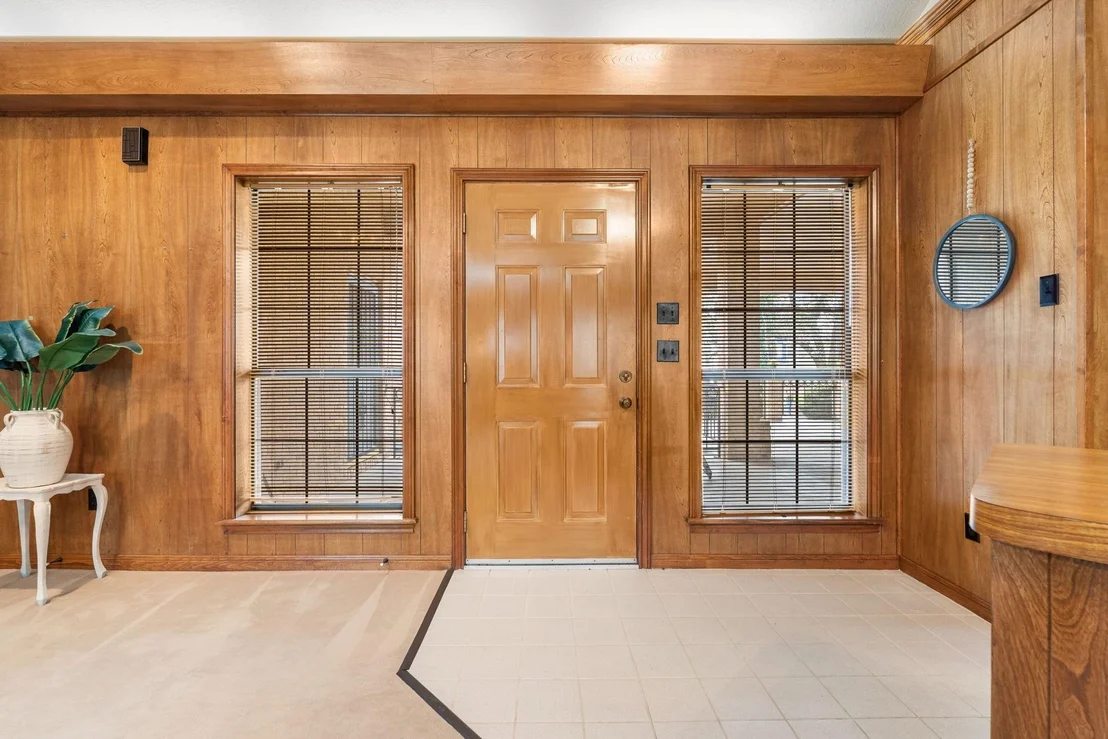 Photo of 105 Greenbriar Drive