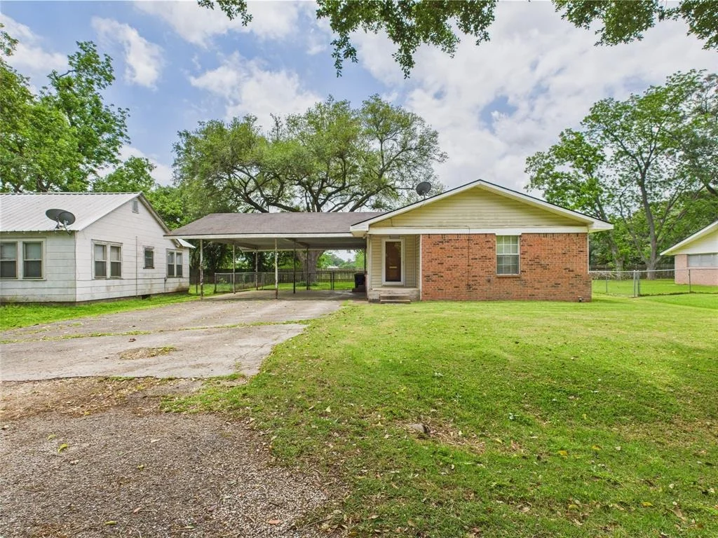 Photo of 812 Merry Lane