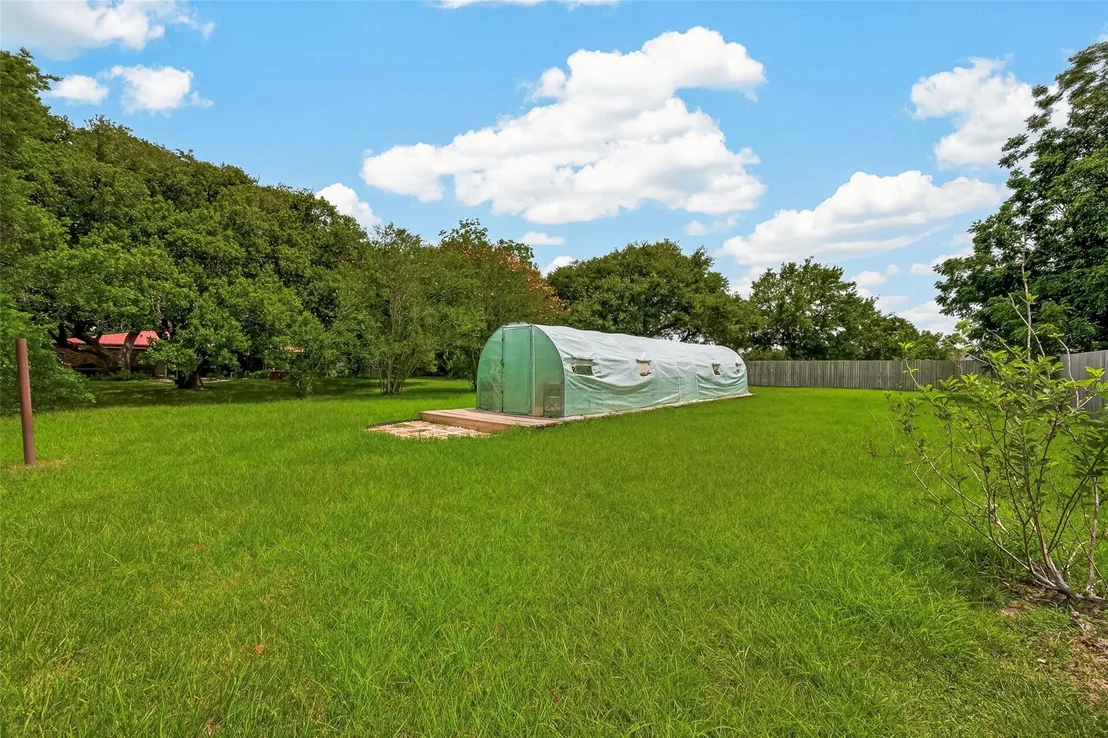 Photo of 5606 Highland Road