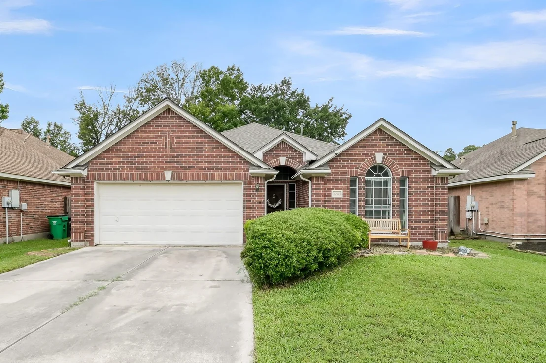 Photo of 30915 Trinket Drive